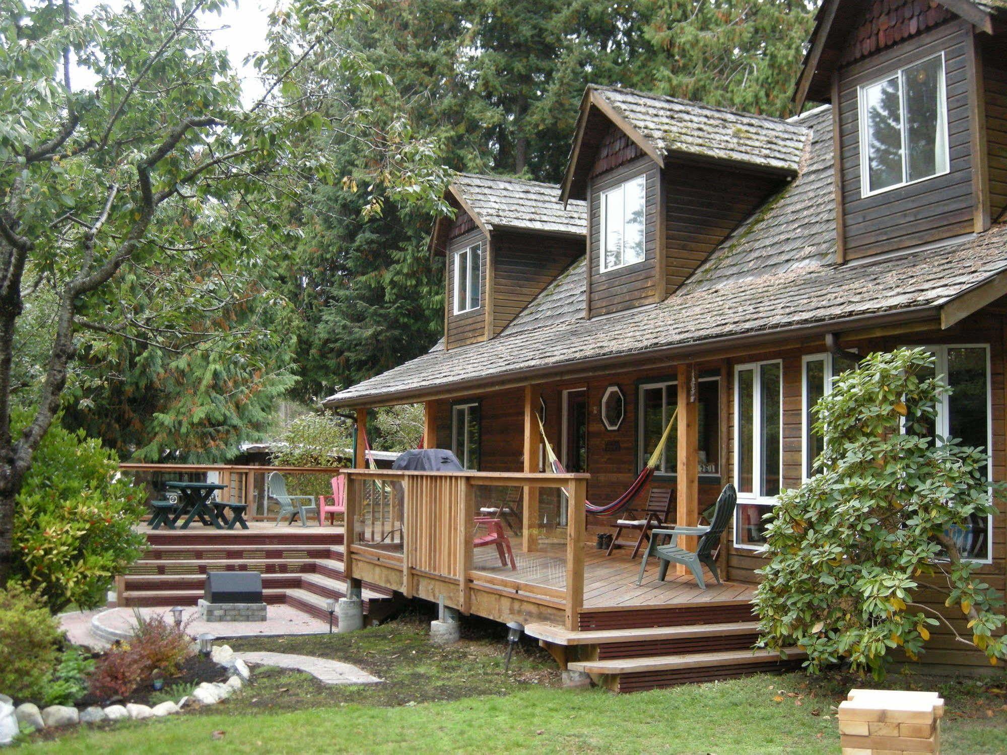 Up The Creek Backpacker'S Lodge Roberts Creek Exteriör bild